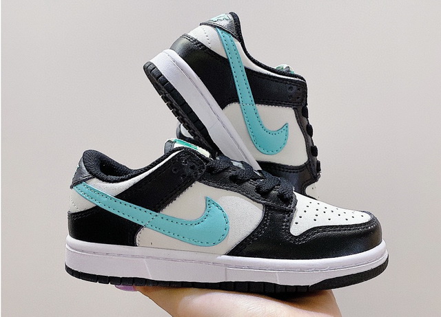 Kids Nike Dunk 22 [Kids Nike Dunk 22]